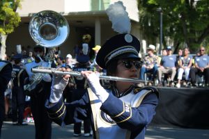 California Aggie Marching Band kicks off Picnic Day with the national anthem, Shiny Happy People and Mr Blue Sky